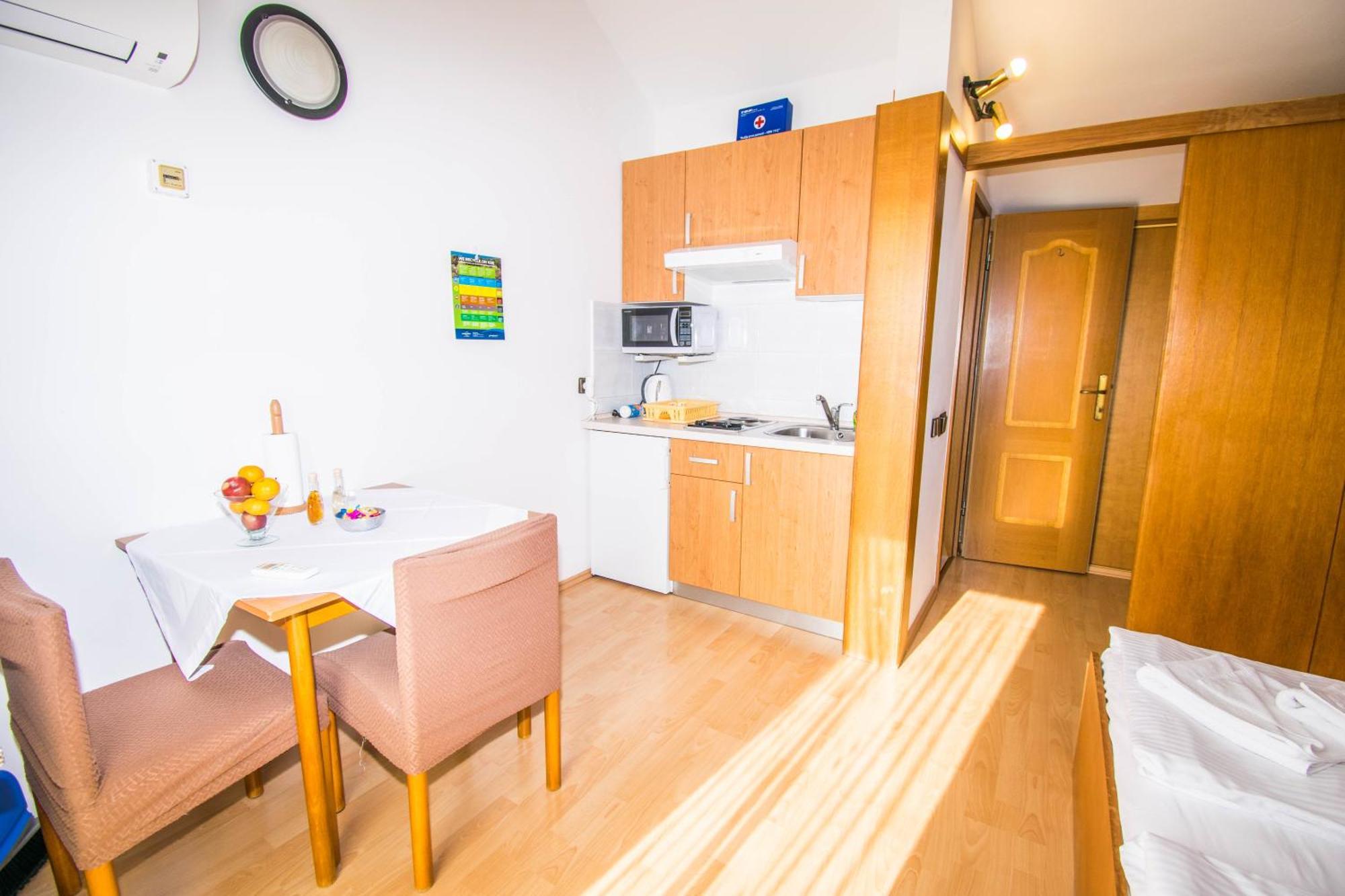 Apartments Punta & Vista In Krk Krk Town Extérieur photo