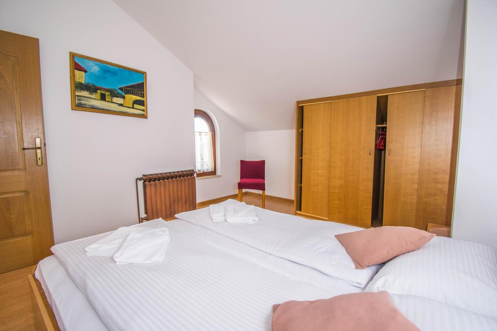 Apartments Punta & Vista In Krk Krk Town Extérieur photo