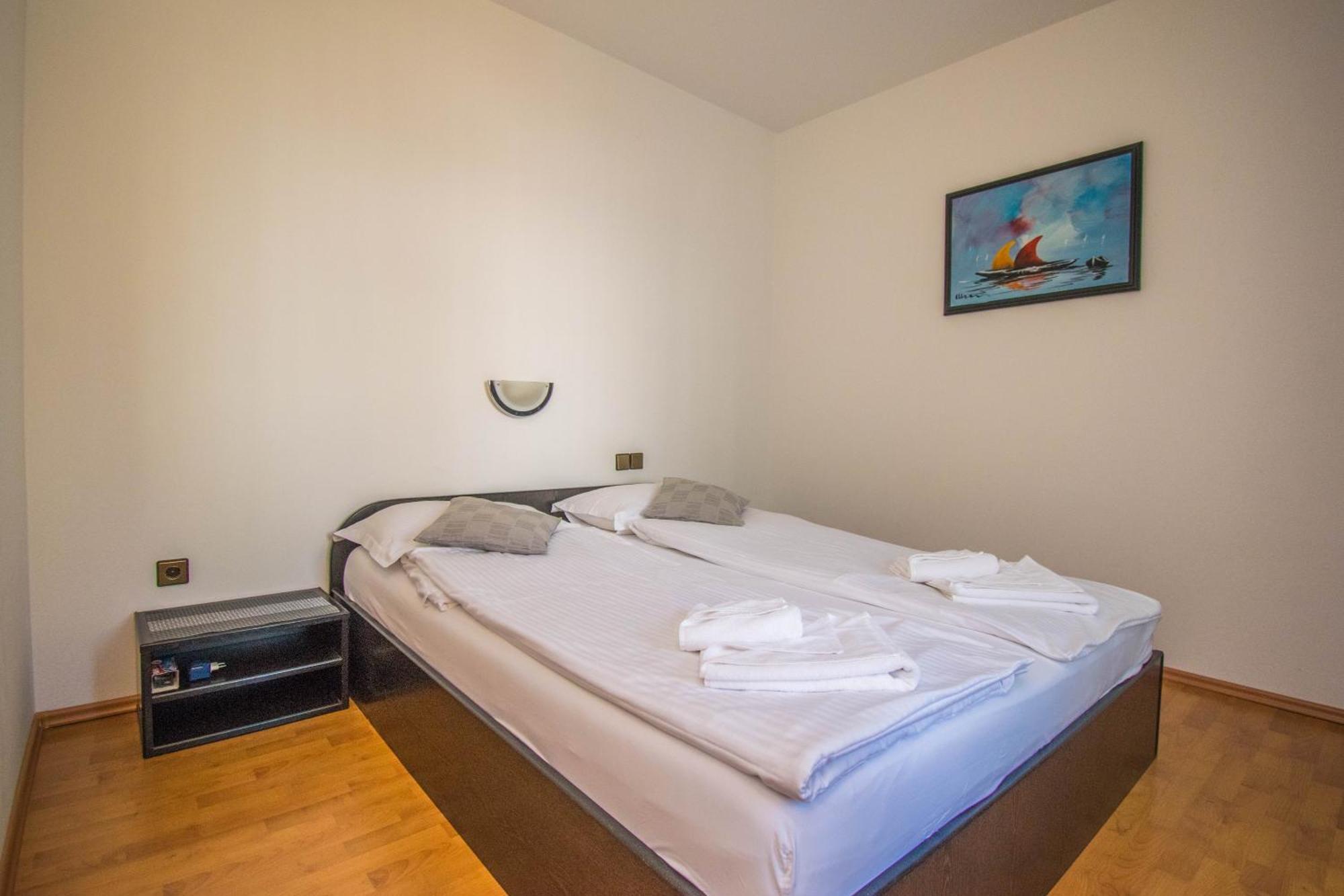 Apartments Punta & Vista In Krk Krk Town Extérieur photo