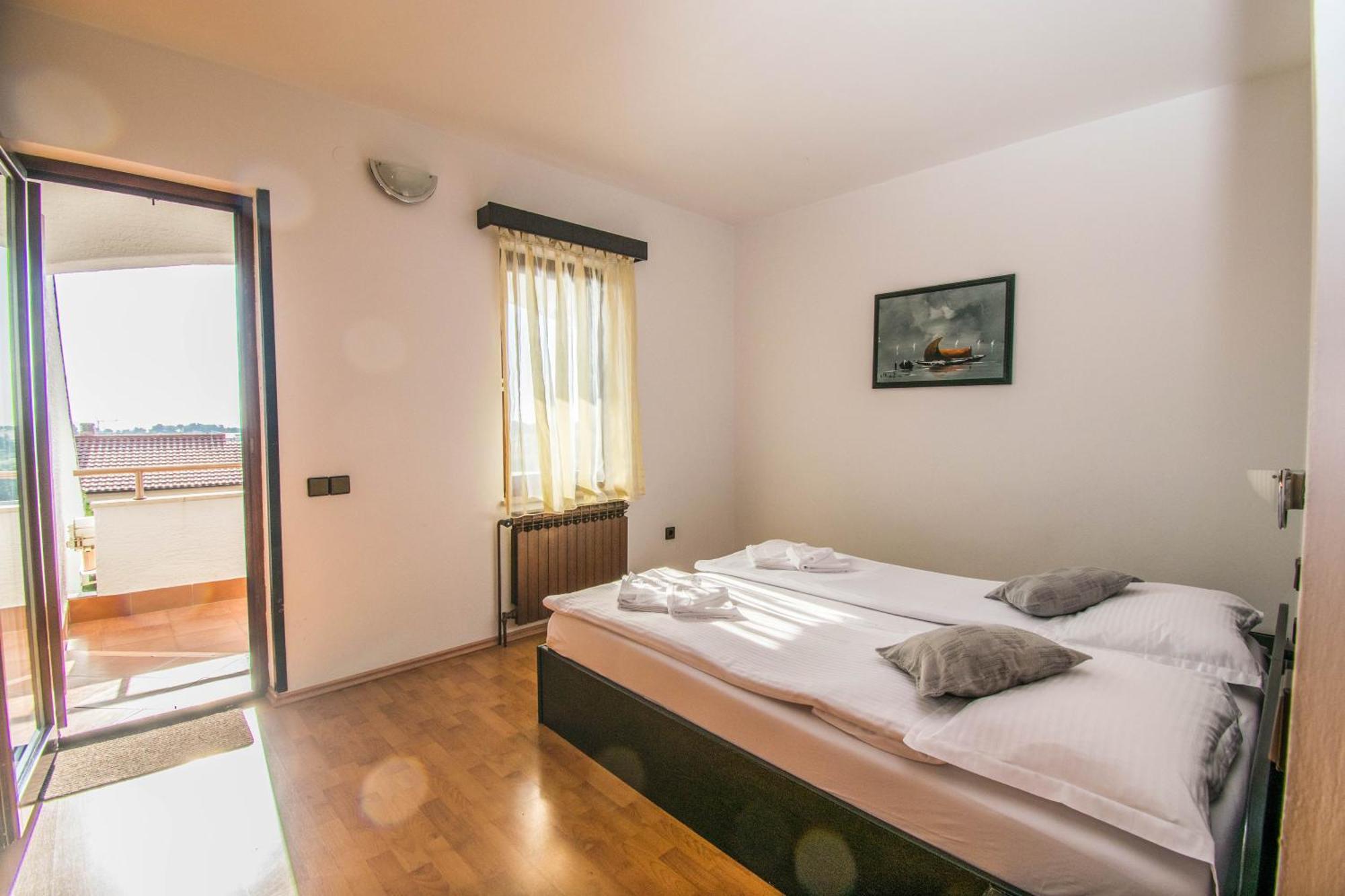 Apartments Punta & Vista In Krk Krk Town Extérieur photo